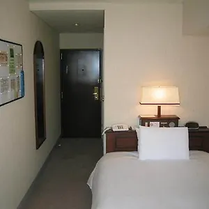 2* ホテル シティペンション ゼム