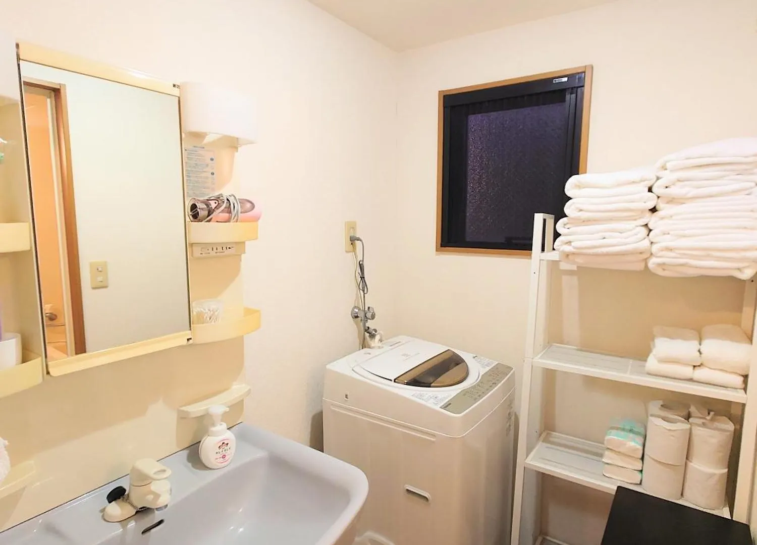 Honeys Guest House Tokyo Aparthotel